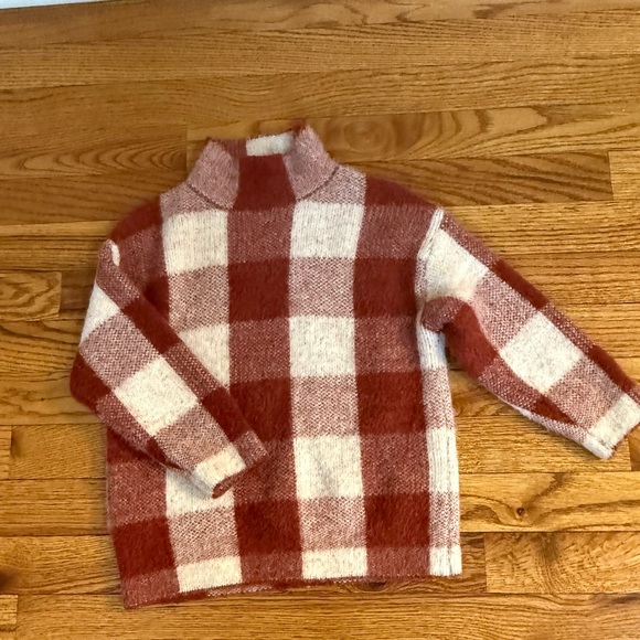 Zara Other - Zara Kids  Buffalo Plaid Red & Cream Plaid Soft Fuzzy Knit Warm Winter Sweater 6
